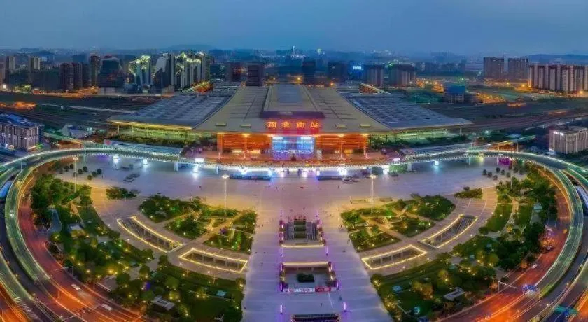 Shell Hotel Nanjing Mingfa Square Metro Station