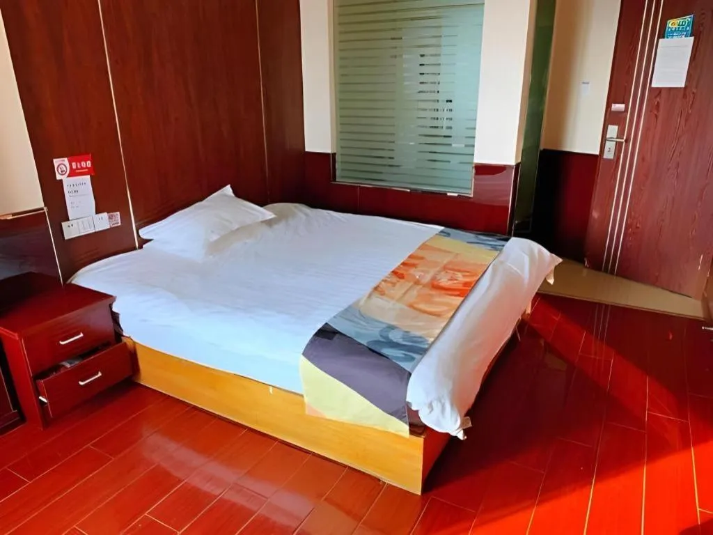 Bed in Shell Hotel Nanjing Mingfa Square Metro Station