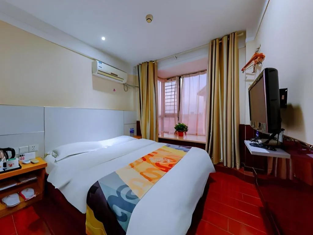 Bed in Shell Hotel Nanjing Mingfa Square Metro Station