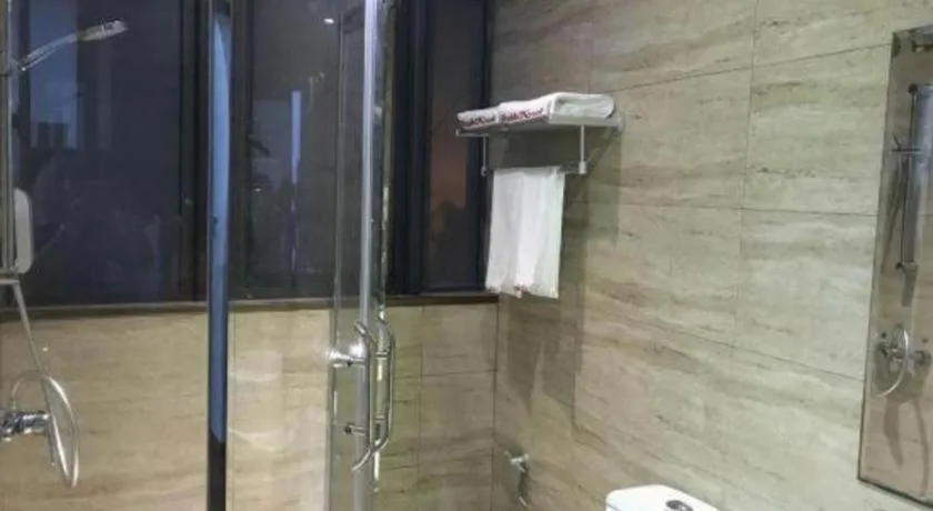 Shell Hotel Shanghai Minhang District Wenjing Road Metro Station