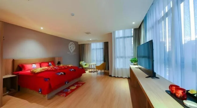 Bed in Shell Hotel Anhui Huaibei Suixi County Economic Development Zone