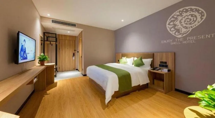 Bed in Shell Hotel Anhui Huaibei Suixi County Economic Development Zone