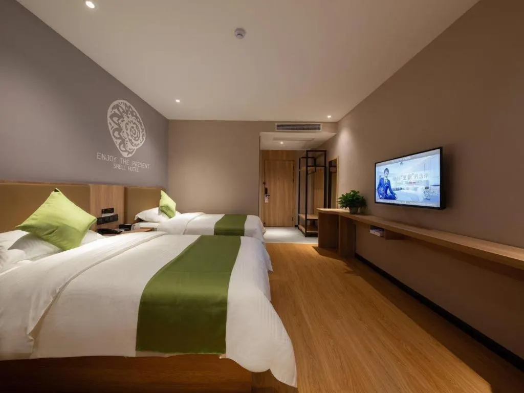 Bed in Shell Hotel Anhui Huaibei Suixi County Economic Development Zone