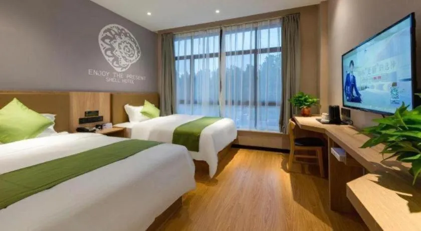 Bed in Shell Hotel Anhui Huaibei Suixi County Economic Development Zone