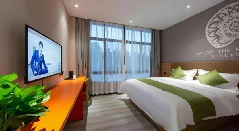 Bed in Shell Hotel Anhui Huaibei Suixi County Economic Development Zone