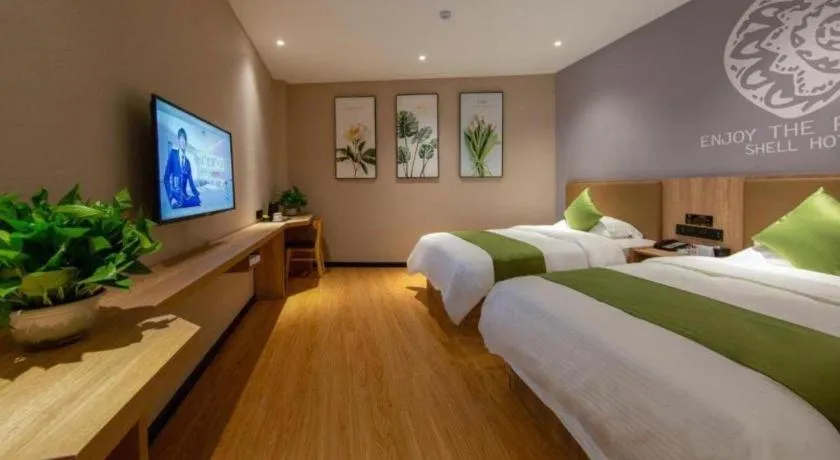 Bed in Shell Hotel Anhui Huaibei Suixi County Economic Development Zone
