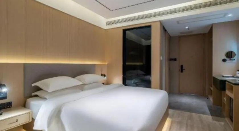 Bed in Deep Sleep Hotel Xuzhou High-Speed Railway Station East Square Oubeisha