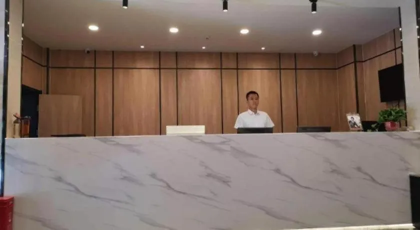 Green Tree Inn Express Jinan Huaiyin District Jingshi Road Children's Hospital