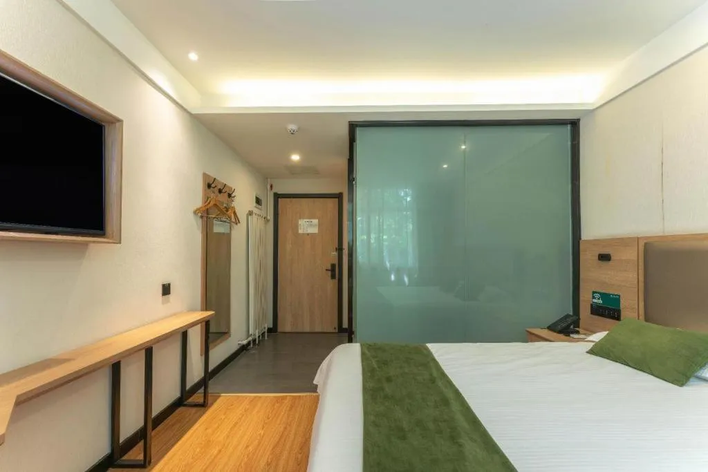 Bed in Green Tree Inn Express Jinan Huaiyin District Jingshi Road Children's Hospital