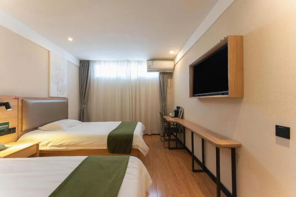 Bed in Green Tree Inn Express Jinan Huaiyin District Jingshi Road Children's Hospital