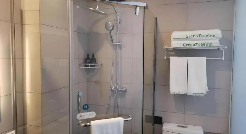 Green Tree Inn Express Jinan Huaiyin District Jingshi Road Children's Hospital