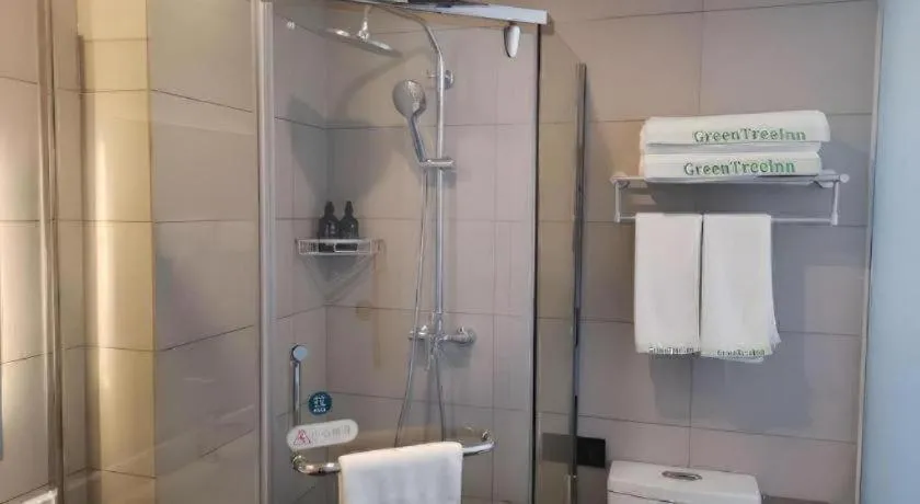 Green Tree Inn Express Jinan Huaiyin District Jingshi Road Children's Hospital