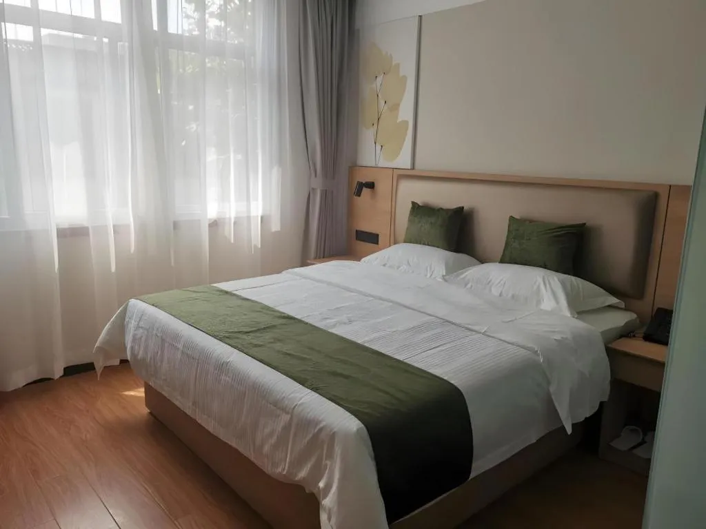 Bed in Green Tree Inn Express Jinan Huaiyin District Jingshi Road Children's Hospital