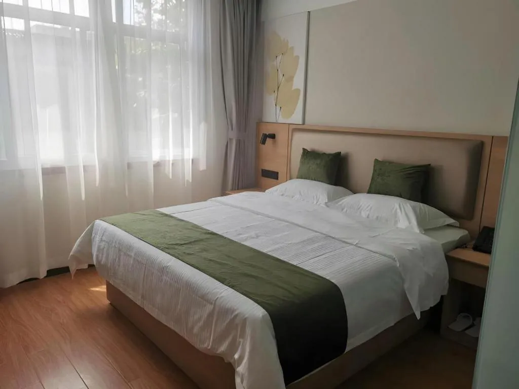 Bed in Green Tree Inn Express Jinan Huaiyin District Jingshi Road Children's Hospital