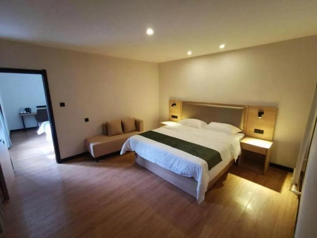Bed in Green Tree Inn Express Jinan Huaiyin District Jingshi Road Children's Hospital