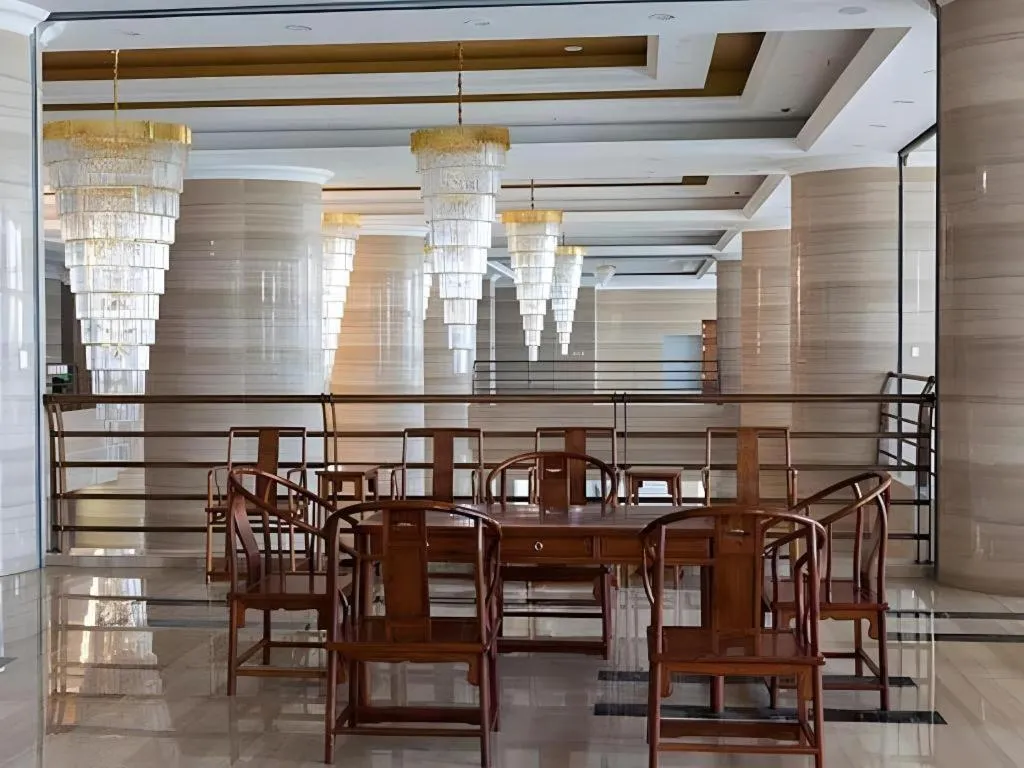 Green Tree Inn Express Tangshan Yueting County Bus Station