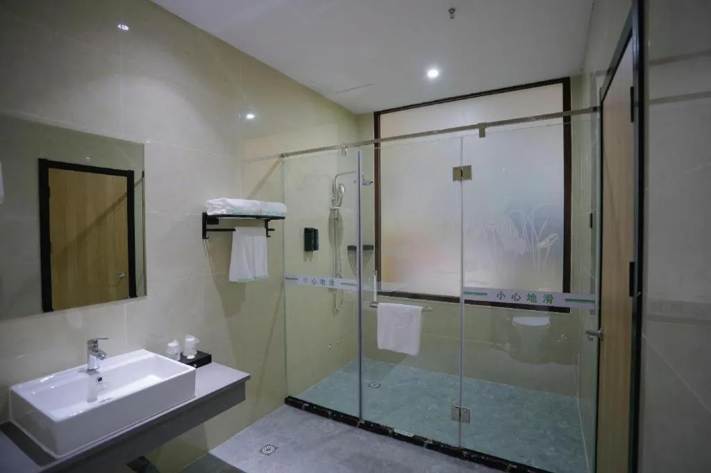 Green Tree Inn Express Tangshan Yueting County Bus Station