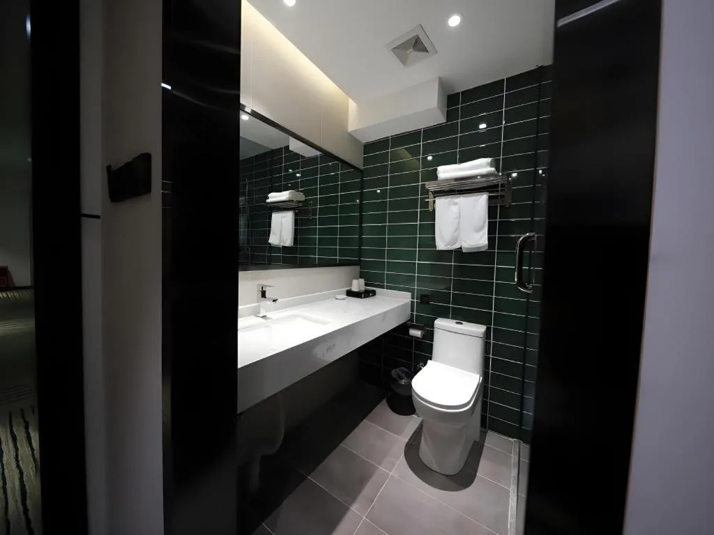 Green Tree Inn Guangxi Wuzhou 2nd Xinxing Road Liangguang Market