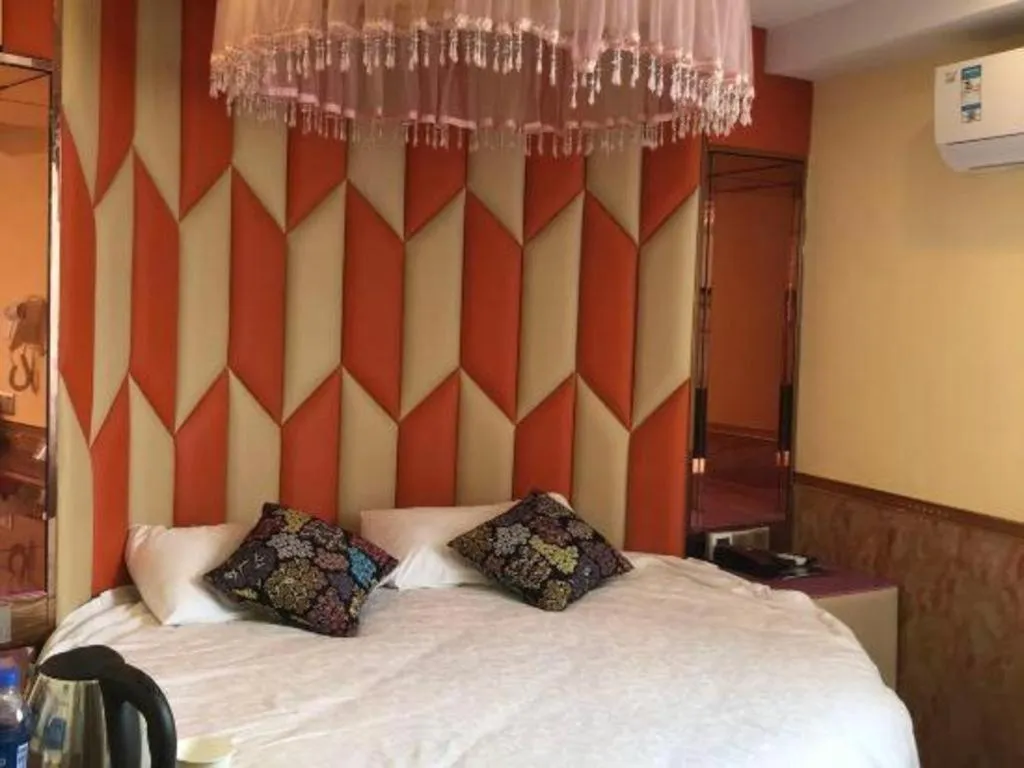 Bed in Ease Hotel Shanghai Chuanhuan Nan Road Chuansha Metro Station