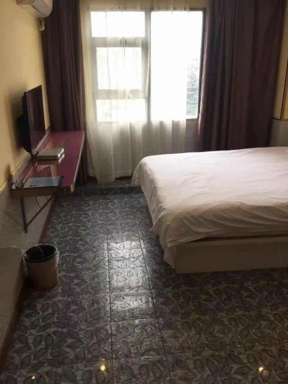 Bed in Ease Hotel Shanghai Chuanhuan Nan Road Chuansha Metro Station