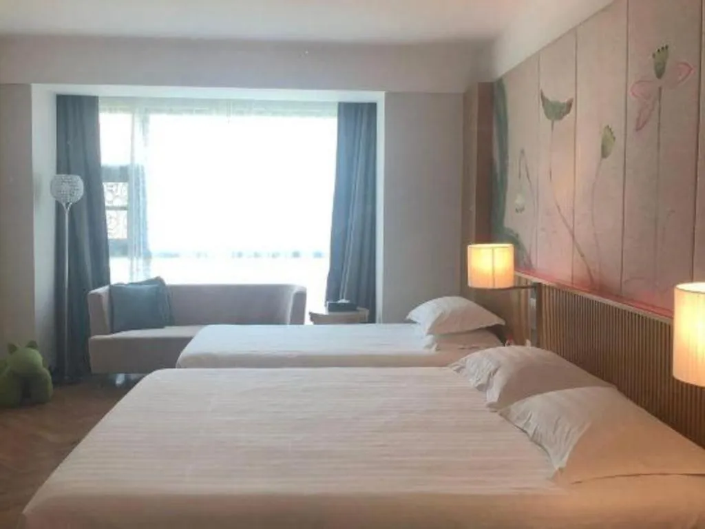 Crystal Orange Hotel Changzhou Dinosaurs Park