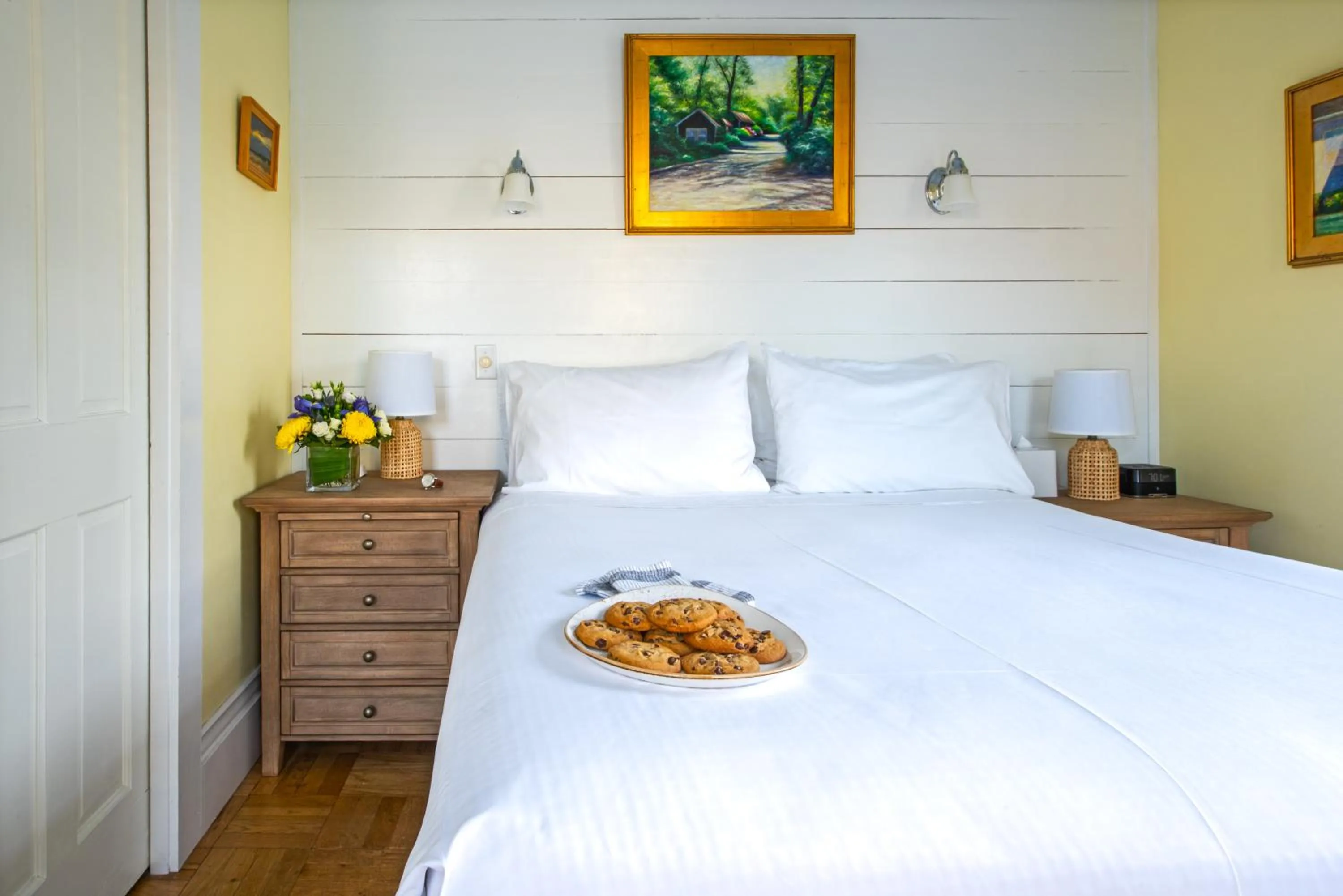 Bed in Admiral's Landing