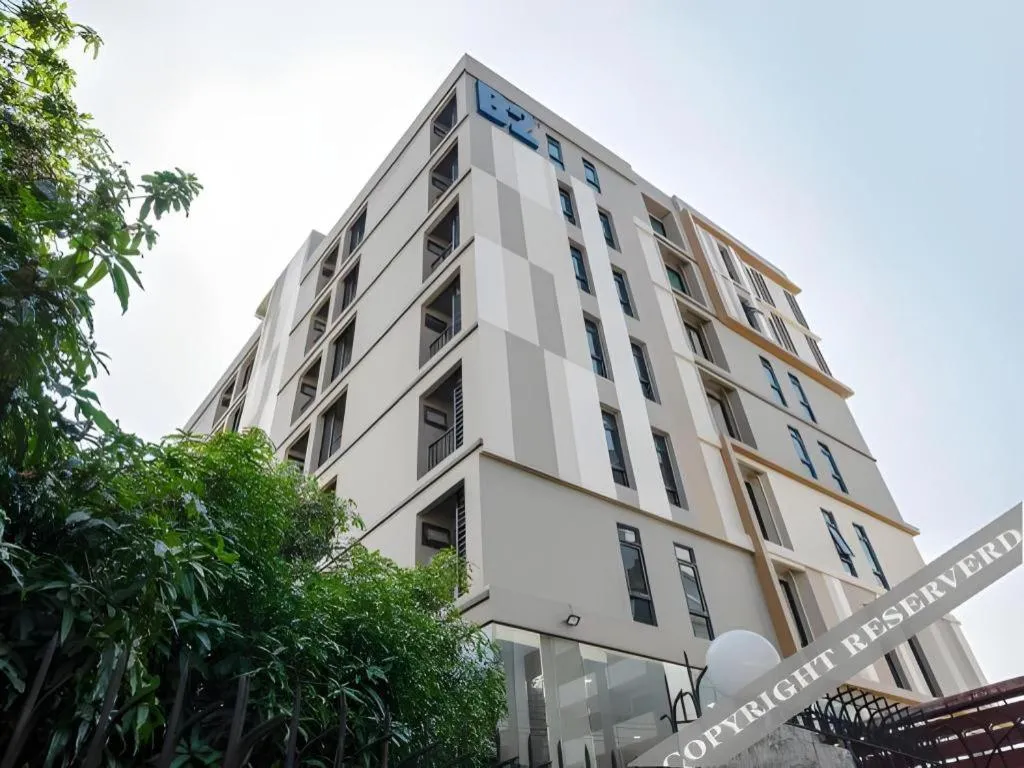 B2 Huai Khwang Premier Hotel