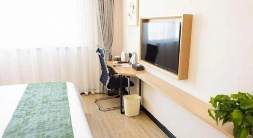 Green Tree Inn Fuyang Funan County Tianzhu Square