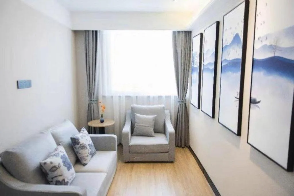 Green Tree Inn Fuyang Funan County Tianzhu Square