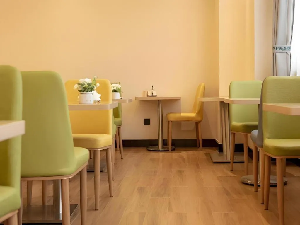 Green Tree Inn Fuyang Funan County Tianzhu Square