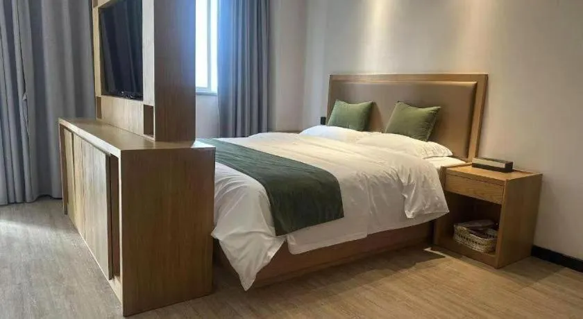 Bed in Green Tree Inn Fuyang Funan County Tianzhu Square