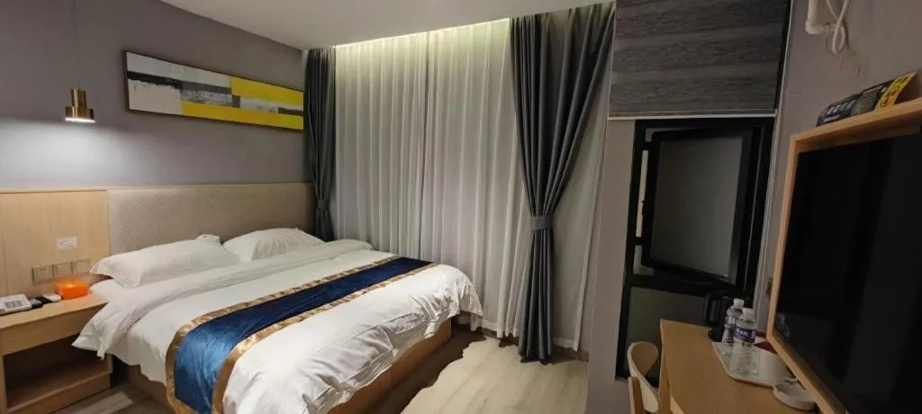Bed in Shell Hotel Shanghai Normal University Hongcao Road Metro Station Guiping Road