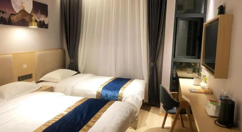 Bed in Shell Hotel Shanghai Normal University Hongcao Road Metro Station Guiping Road