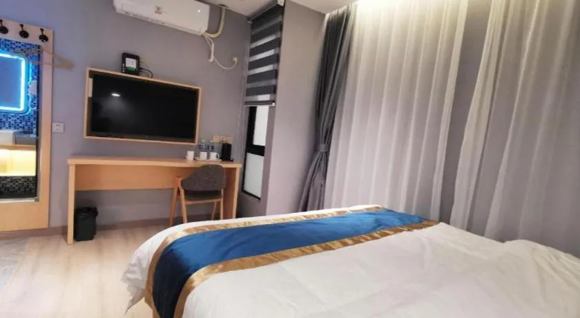 Bed in Shell Hotel Shanghai Normal University Hongcao Road Metro Station Guiping Road