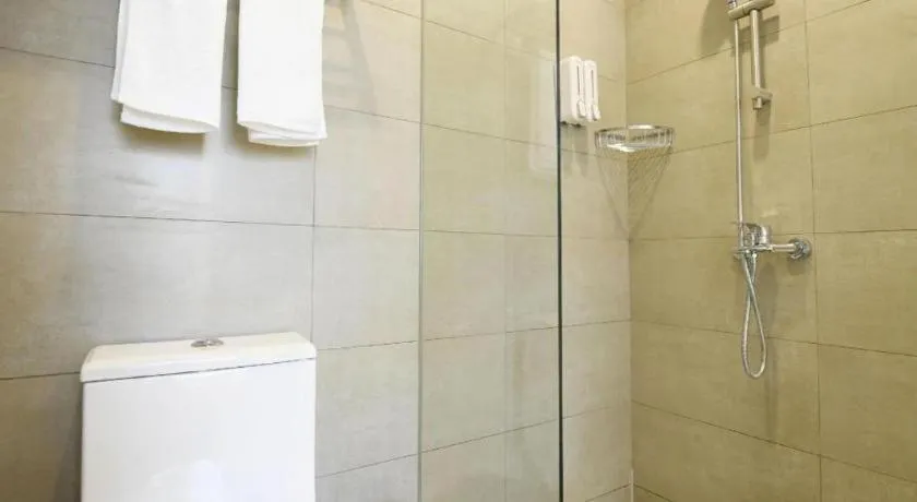 Shell Hotel Shanghai Normal University Hongcao Road Metro Station Guiping Road