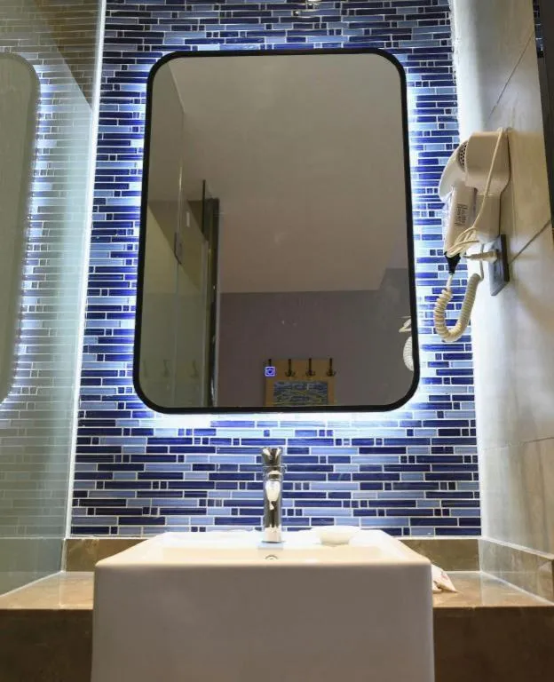 Shell Hotel Shanghai Normal University Hongcao Road Metro Station Guiping Road