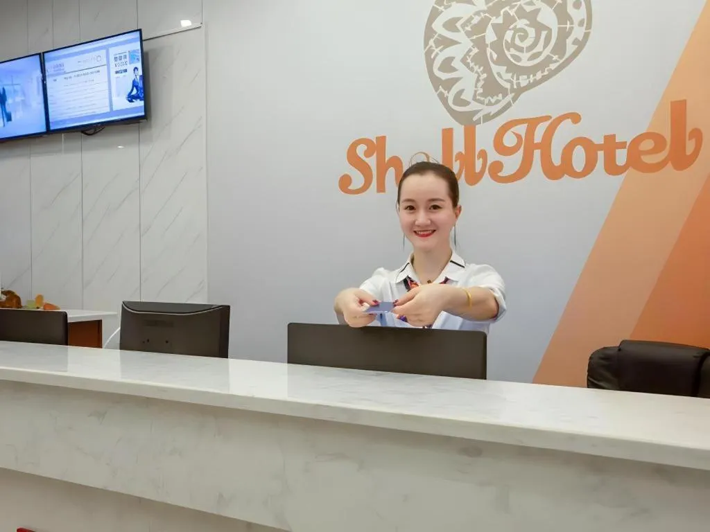 Shell Hotel Suzhou Zhangjiagang Jingang Town Central Plaza