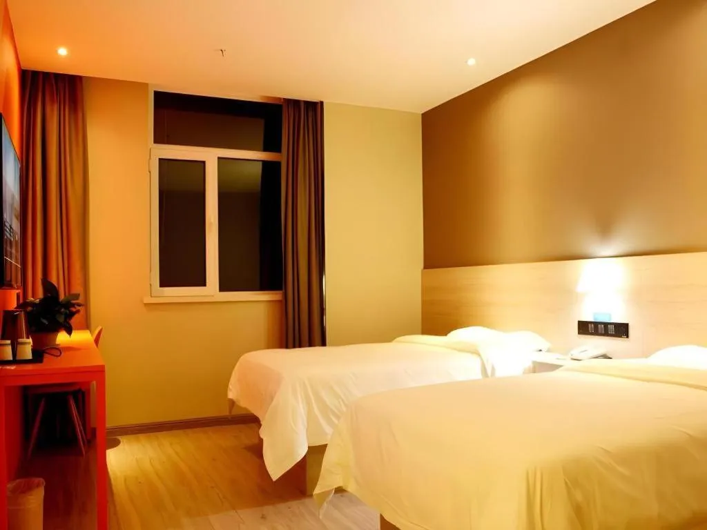 Bed in Shell Hotel Lanzhou Xiguan Lanzhou University 2nd Hospital Cultural Palace Metro Station