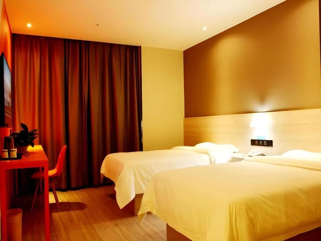 Bed in Shell Hotel Lanzhou Xiguan Lanzhou University 2nd Hospital Cultural Palace Metro Station