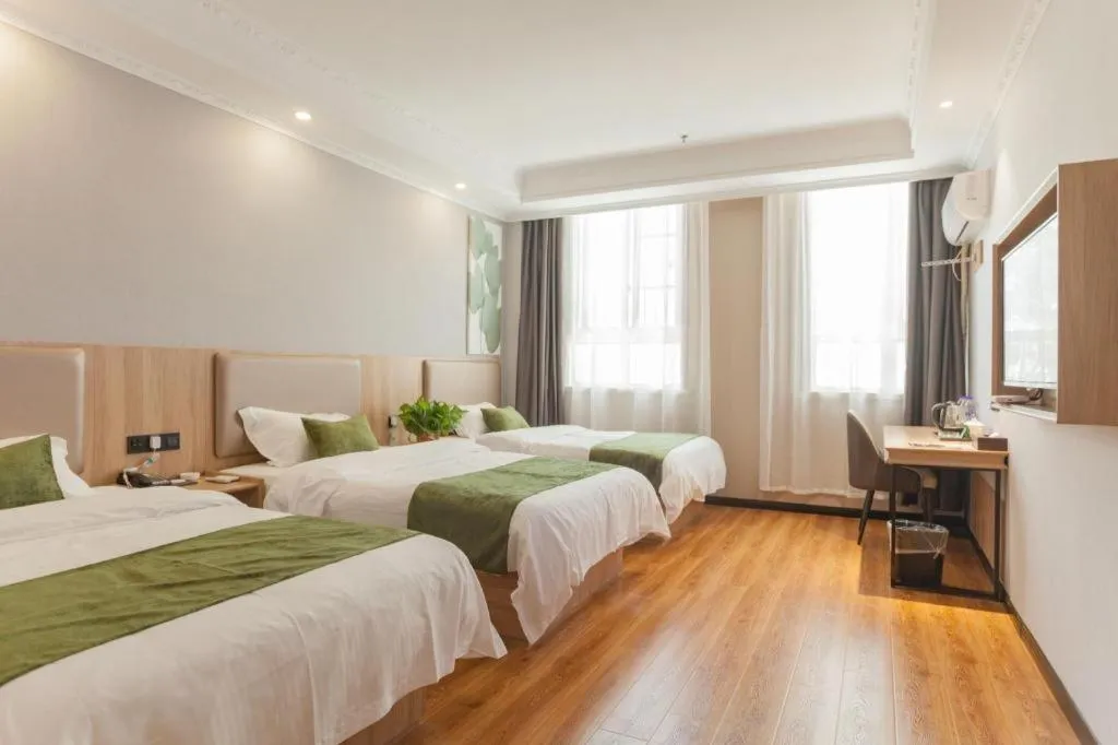 Bed in Green Tree Inn Express Hefei Yungu Road Linhu Community