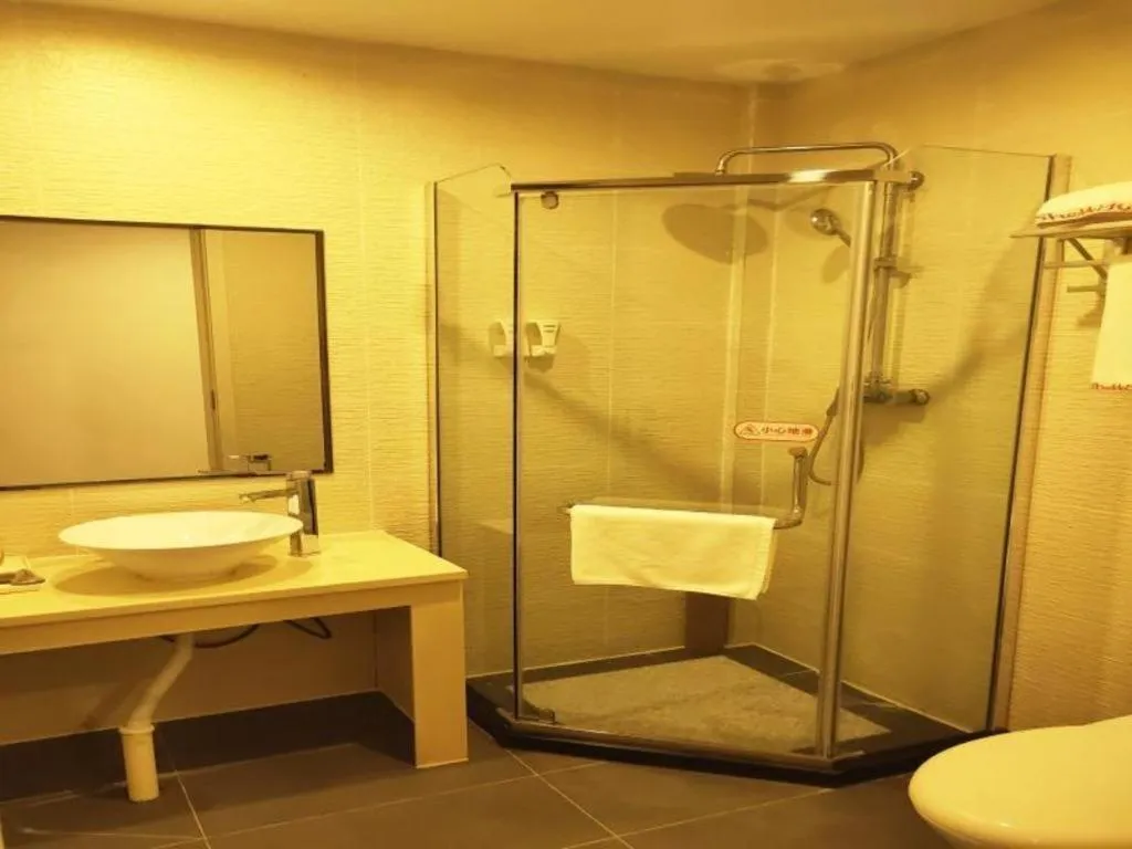 Shell Hotel Liaocheng Dongchang Xi Road Railway Station