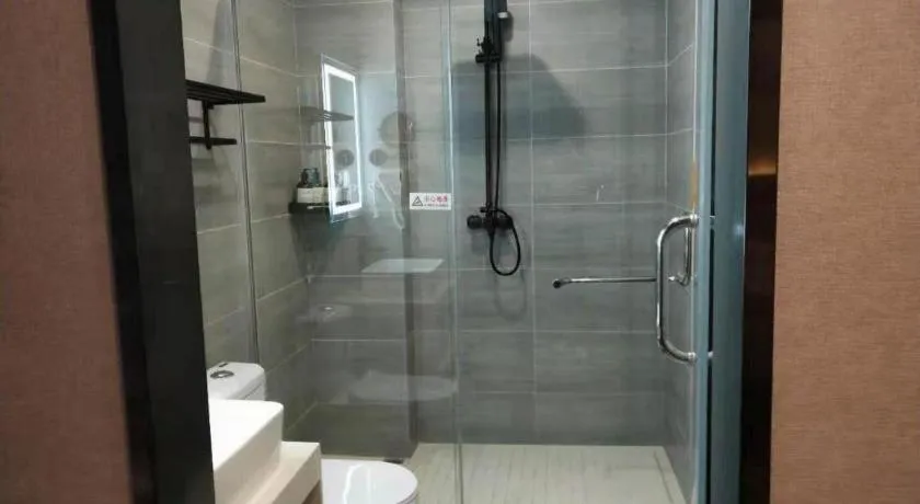 Shell Hotel Zhengzhou East High-Speed Railway Station Zhengdong Commerical Center