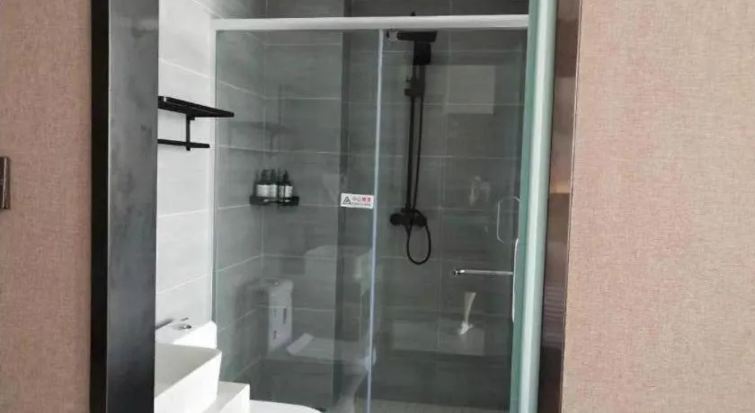 Shell Hotel Zhengzhou East High-Speed Railway Station Zhengdong Commerical Center