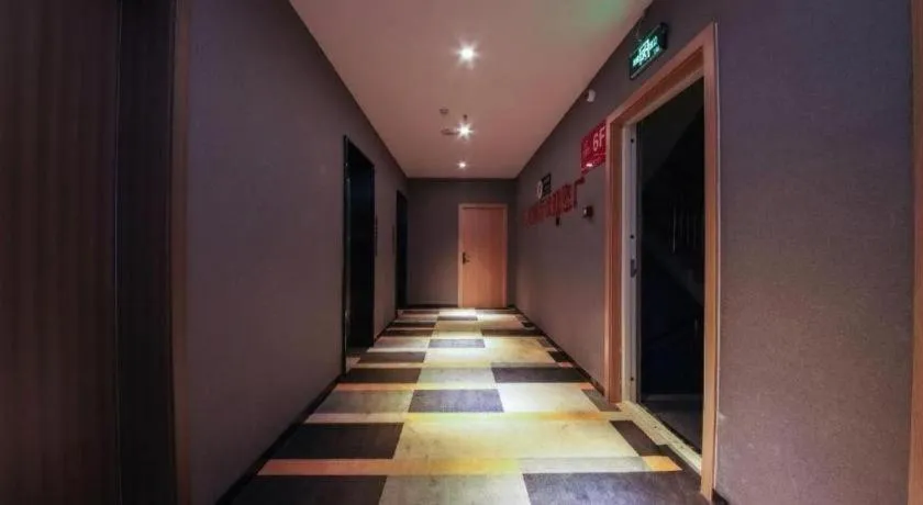 Shell Hotel Zhengzhou East High-Speed Railway Station Zhengdong Commerical Center