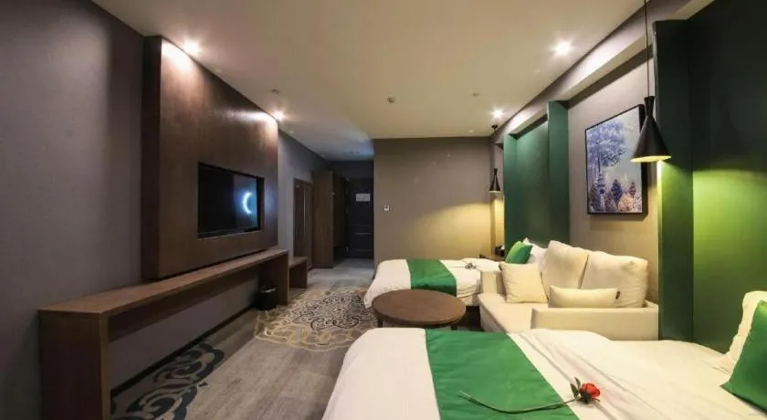 Shell Hotel Zhengzhou East High-Speed Railway Station Zhengdong Commerical Center