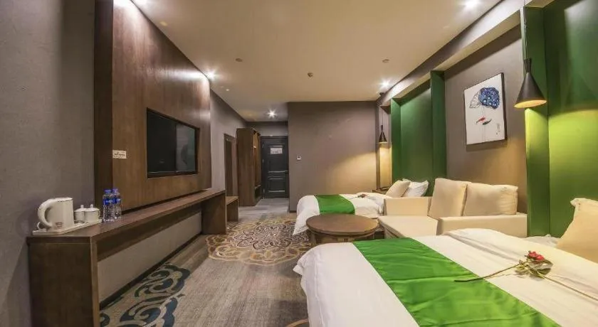 Shell Hotel Zhengzhou East High-Speed Railway Station Zhengdong Commerical Center