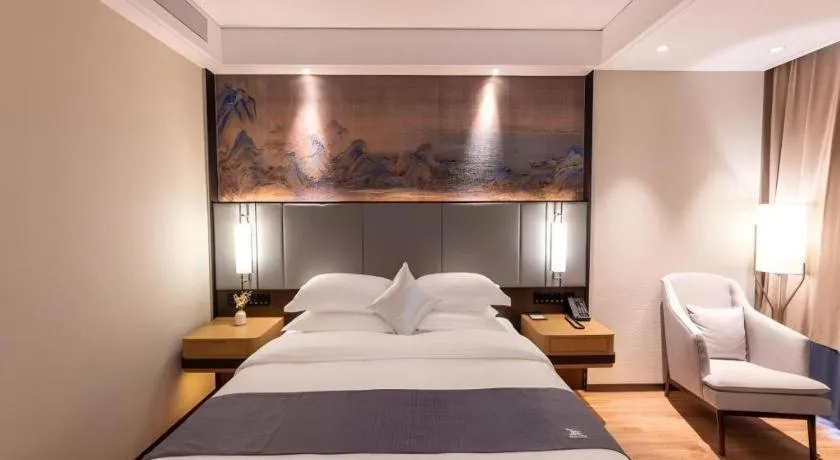 Bed in GreenTree Eastern Hotel Suzhou Dushu Lake Yinshan Lake Guoyuan Road Metro Station