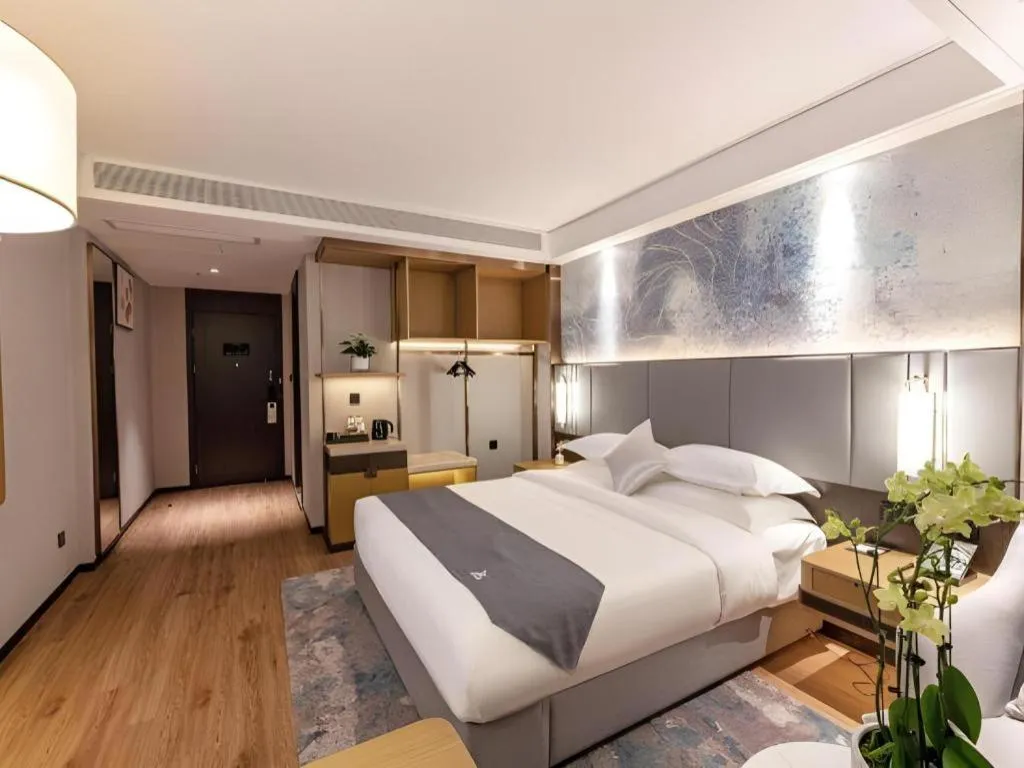 Bed in GreenTree Eastern Hotel Suzhou Dushu Lake Yinshan Lake Guoyuan Road Metro Station
