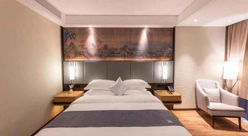 Bed in GreenTree Eastern Hotel Suzhou Dushu Lake Yinshan Lake Guoyuan Road Metro Station