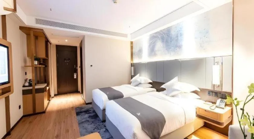 Bed in GreenTree Eastern Hotel Suzhou Dushu Lake Yinshan Lake Guoyuan Road Metro Station